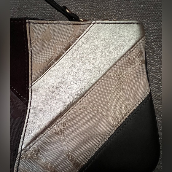 COACH WRISTLET - Picture 3 of 4